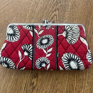 Vera Bradley Wallet/Organizer - Excellent Condition